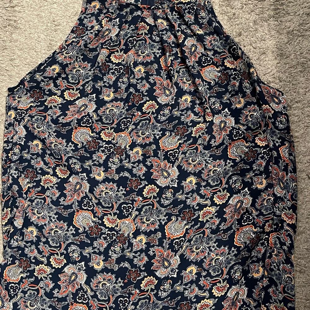 Floral Patterned Sleeveless Top
